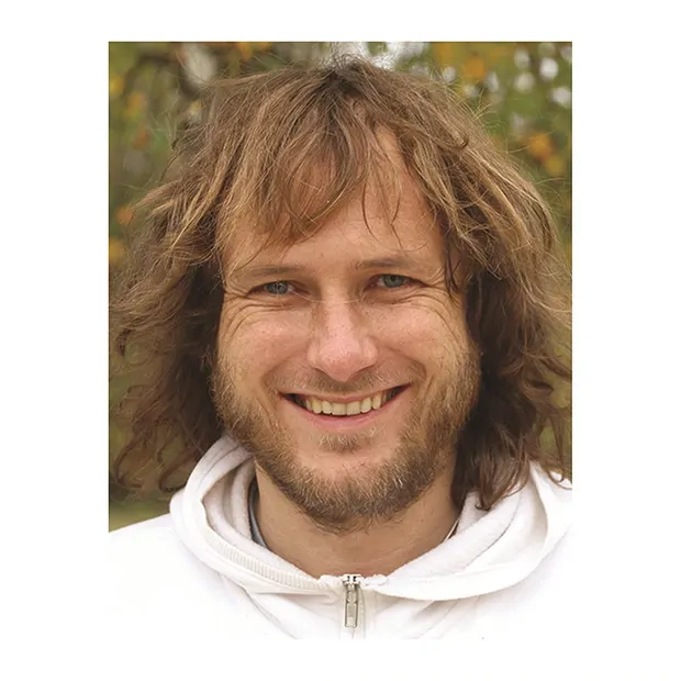 Bergmann, S. & Girulat, F.: Stone creatures in the medicine wheel | Marco Schreier