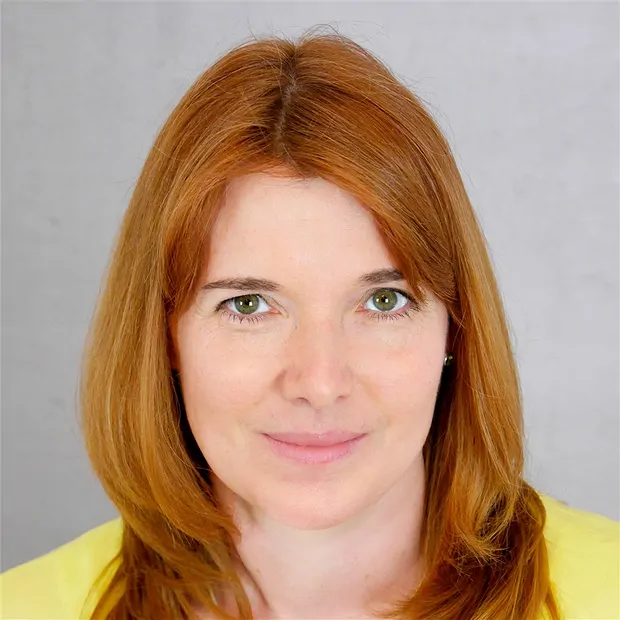 Struck, Melanie "Dossier d'inchiesta sulle pietre curative". | Marco Schreier