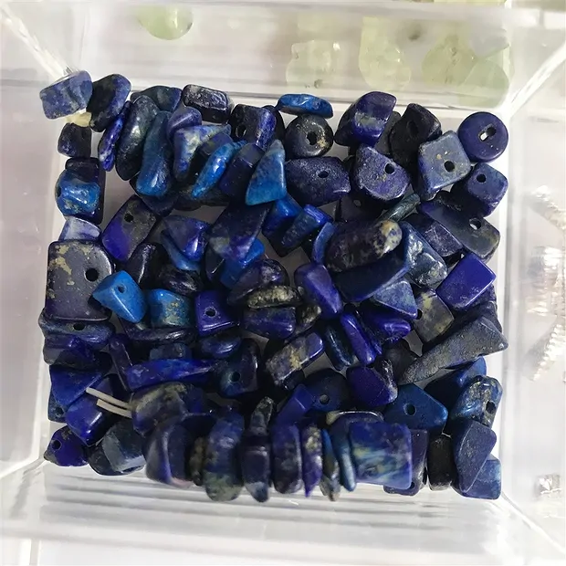 Box für Kleinteile, 18 Fächer, 29 x 16cm | GH Edelsteine, Heilsteine & Schmuck