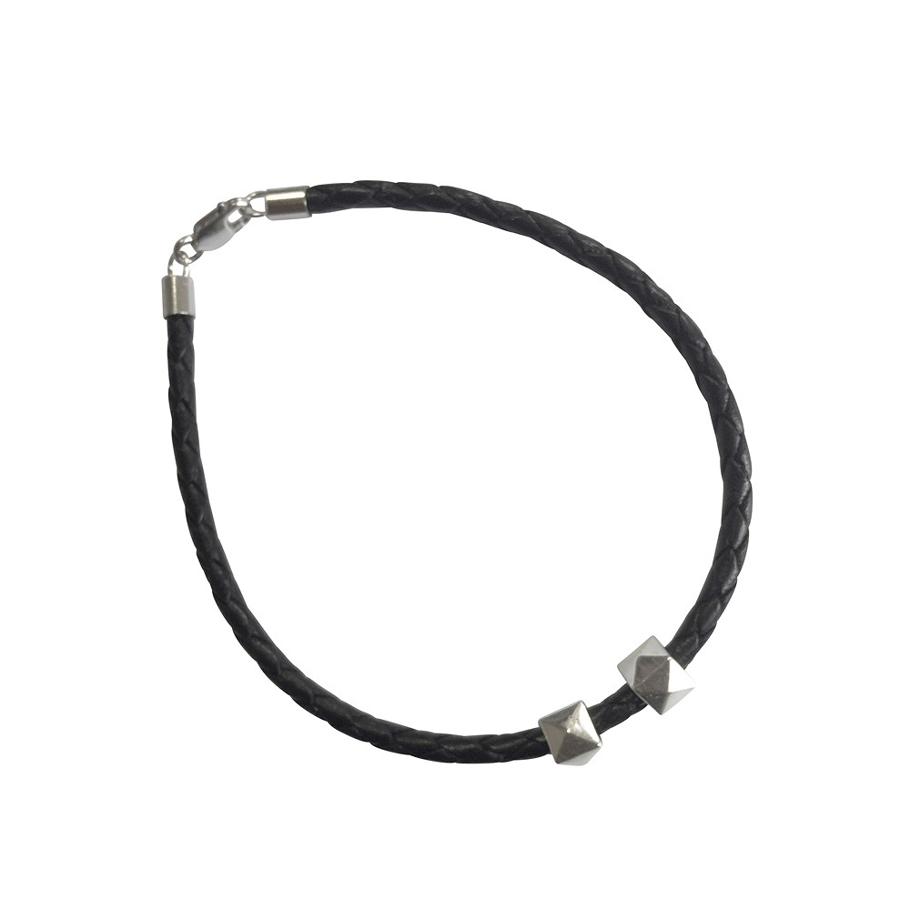 Pyramid cube 6mm, silver (4 pcs./ PU) | wholesale gems, healing stones & jewelry