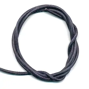 Rubans de cuir chèvre bleu (bleu marine), 1m (100 pcs/UC) | Marco Schreier