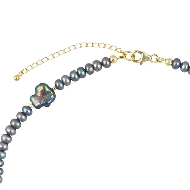 Collana Atelier perla (petrolio), bottone, forma libera, placcato oro | Marco Schreier