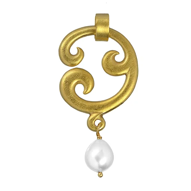 Anhänger "Paisley" einfach, Silber vergoldet, Perle (weiss), 5cm | Marco Schreier