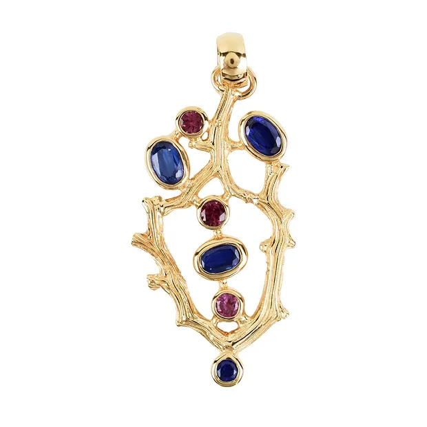 Pendentif branches de corail, Disthène, Tourmaline rose, 5,3cm, doré | Marco Schreier