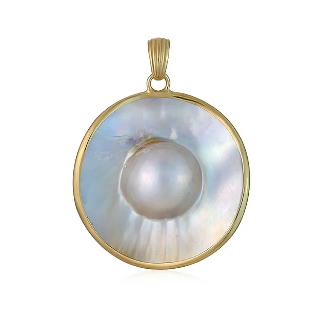 Mabé pearl pendant, round (25mm), 3.5cm, gold-plated | Marco Schreier