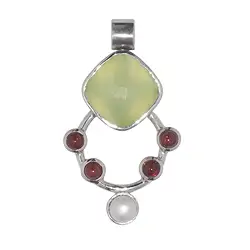 242018160038 Anhänger Prehnite, Granat, Perle, 4,4cm, rhodiniert | Marco Schreier