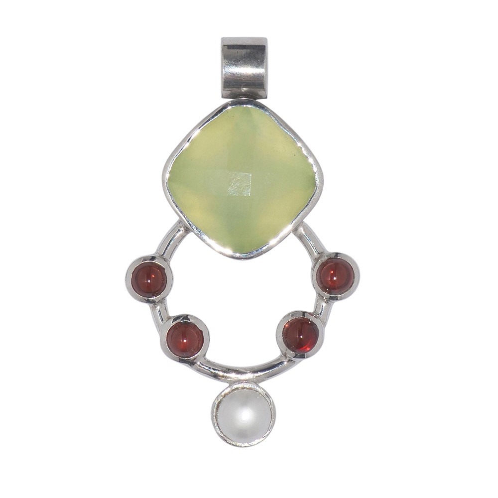 Pendant prehnite, garnet, pearl, 4.4 cm, rhodiniert | Marco Schreier
