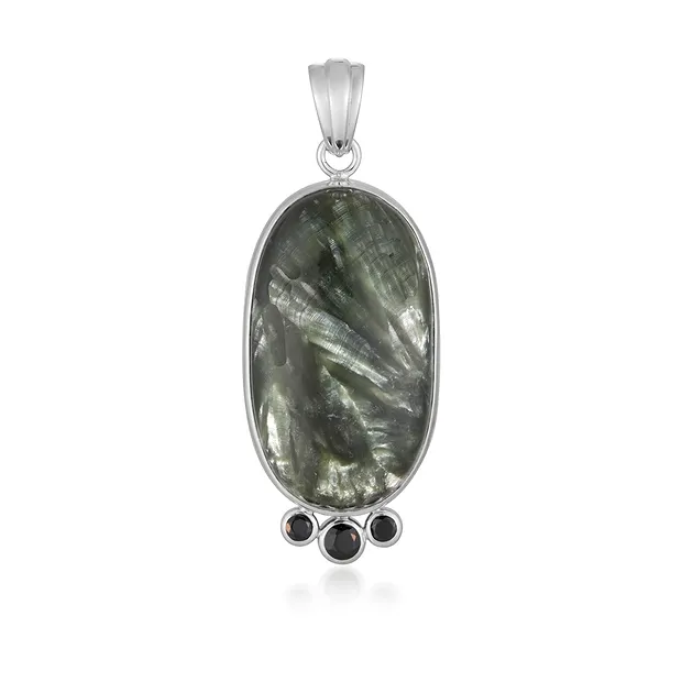 Anhänger Serafinit, Oval (35 x 20mm), Spinell, 5,1cm, rhodiniert | Marco Schreier