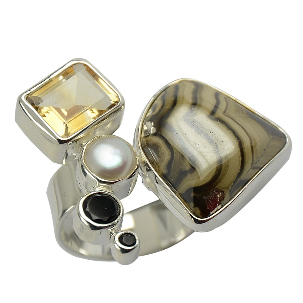 Anello con apertura di conchiglia, perla, citrino e spinello  | Marco Schreier