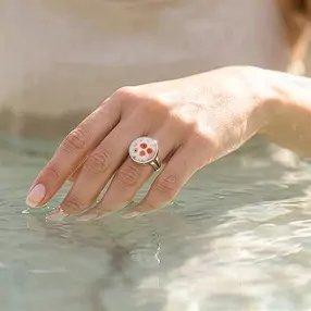 Bague Corail fossilisé (Druzy), ronde, rhodiée, taille 54 (17) | Marco Schreier