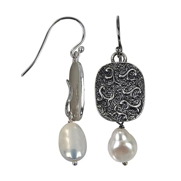 Boucles d'oreilles avec crochets Perle blanche, 5,6cm, partiellement noircie | Marco Schreier