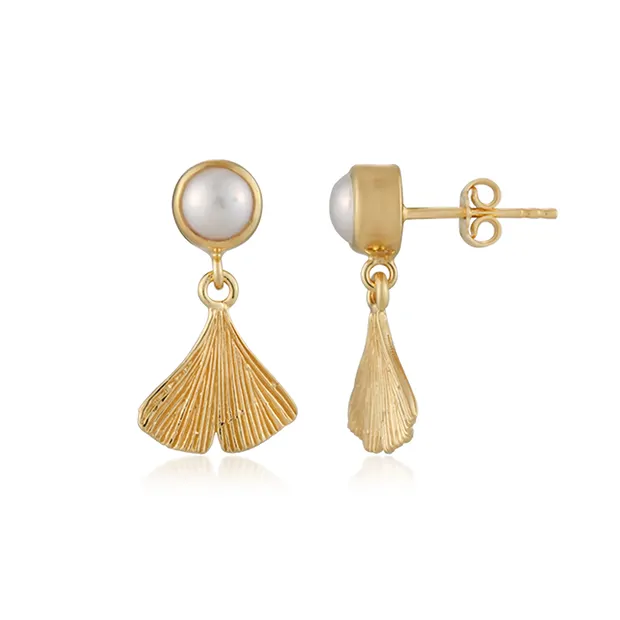 Earstuds gingko leaf, pearl (6mm), 2.3cm, gold-plated | Marco Schreier