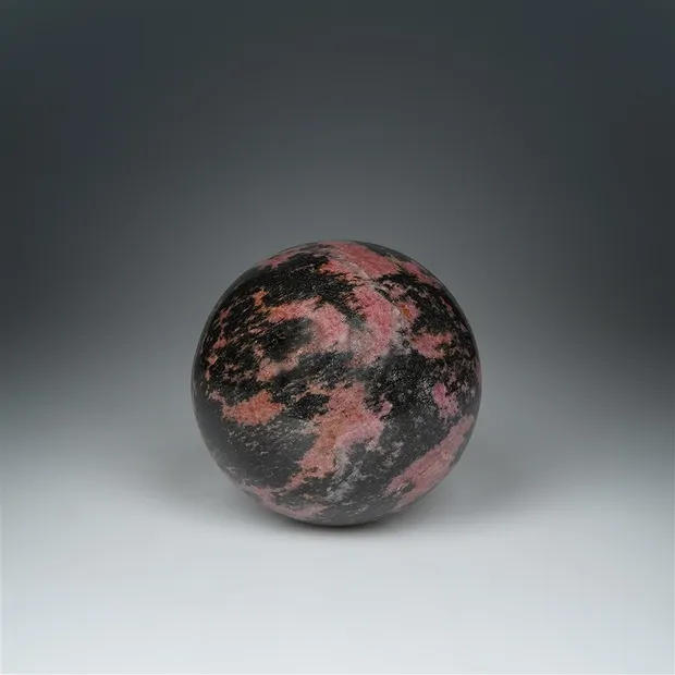Rhodonite sphere, 9.0 cm, unique 003 | wholesaler gems, healing stones & jewelry