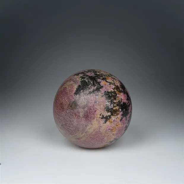 Boule Rhodonite, 8,5cm, Pièces uniques 004 | Marco Schreier