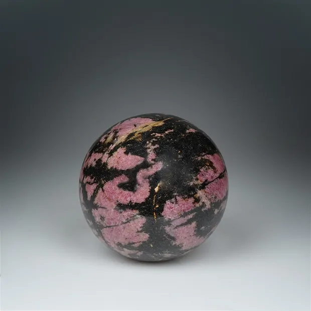 Boule Rhodonite, 9,0cm, Pièces uniques 005 | Marco Schreier