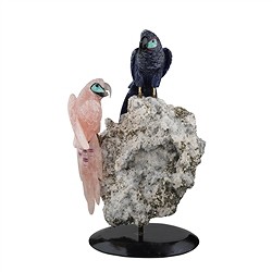 2802000061 Engraving parrots Rose Quartz, Sodalite unique 061, 37cm | Marco Schreier