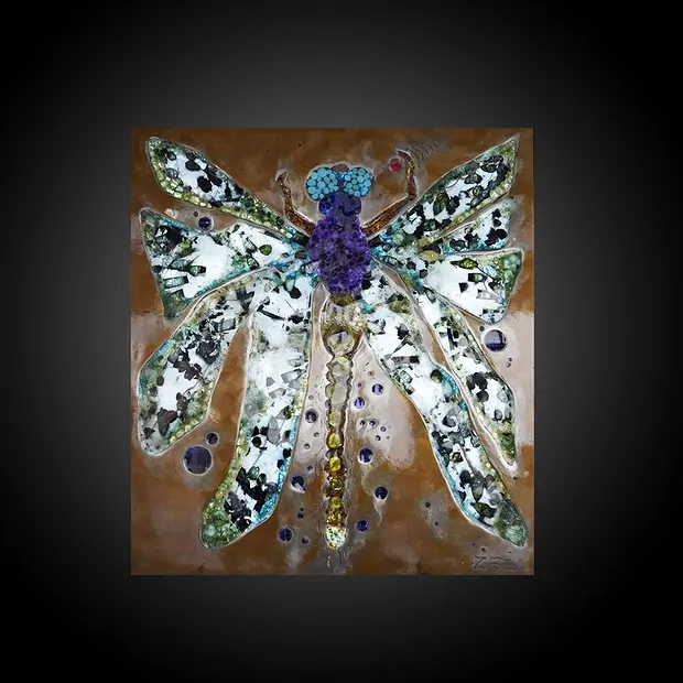 Objet d'art "Dragon Flie | Pierres précieuses, pierres thérapeutiques & bijoux