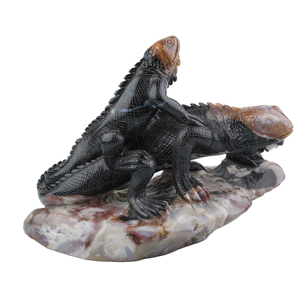 Engraving iguana, Sardonyx, 12 x 20cm, unique 003 | Marco Schreier