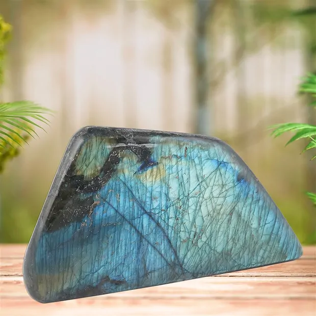 Freeform labradorite, 9 x 16cm, unique piece 020 | Marco Schreier
