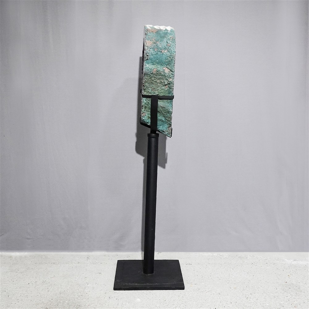 Amethyst auf Ständer Unikat 109  | Großhändler Edelsteine, Heilsteine & Schmuck