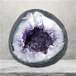 2805012505 Grotta di ametista, 14 cm, pezzo unico 505 | grossista gemme e pietre curative