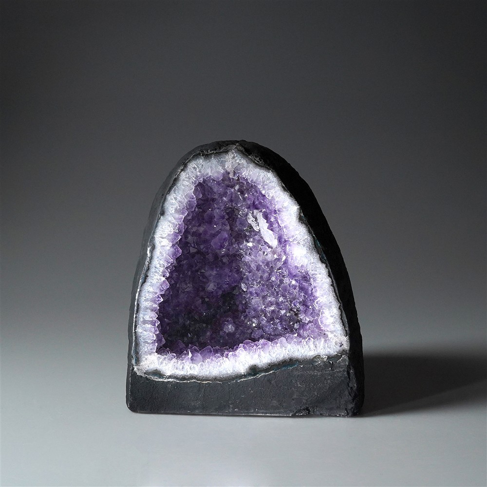 Géodes d'Améthyste polie, 17cm, Pièces uniques 565 | Marco Schreier