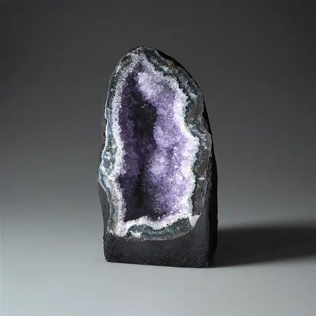 Géodes d'Améthyste polie, 21cm, Pièces uniques 572 | Marco Schreier