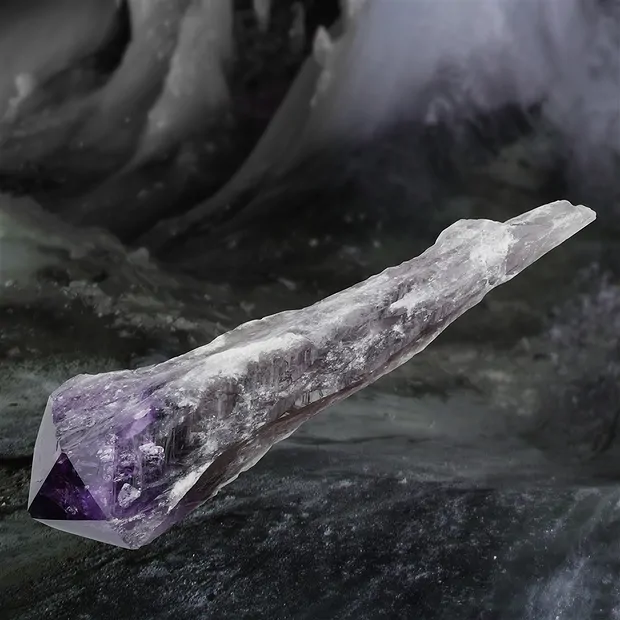 Amethyst Point Unique 232, 27,5cm | wholesaler gems, healing stones & jewelry