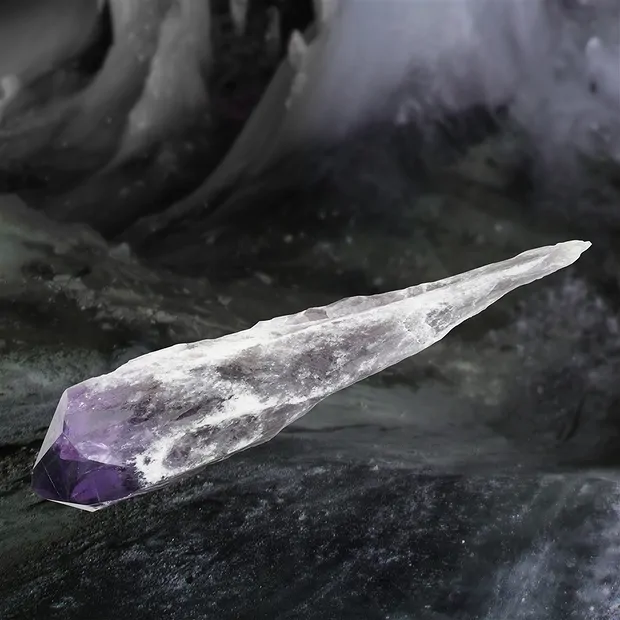 Amethyst-Spitze Unikat 233, 33cm | Großhändler Edelsteine, Heilsteine & Schmuck