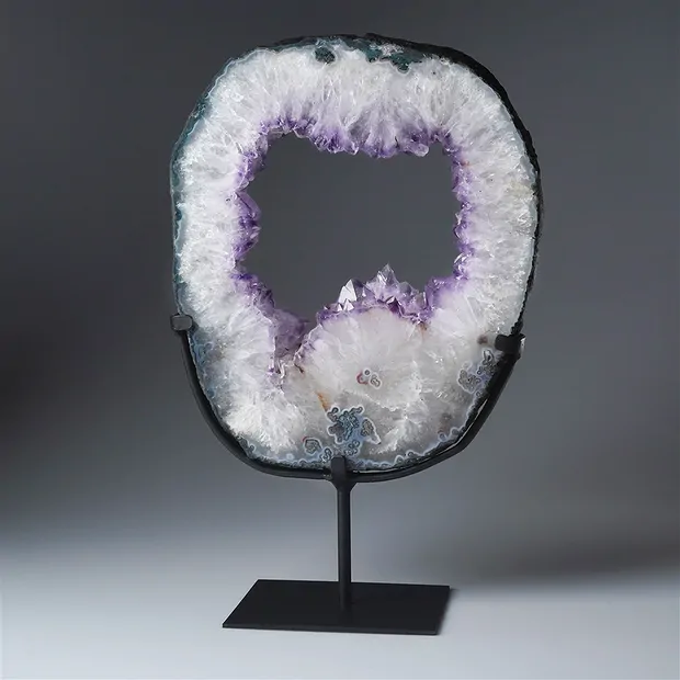 Formation amethyst, 35cm, unique 270 | wholesaler gems, healing stones & jewelry