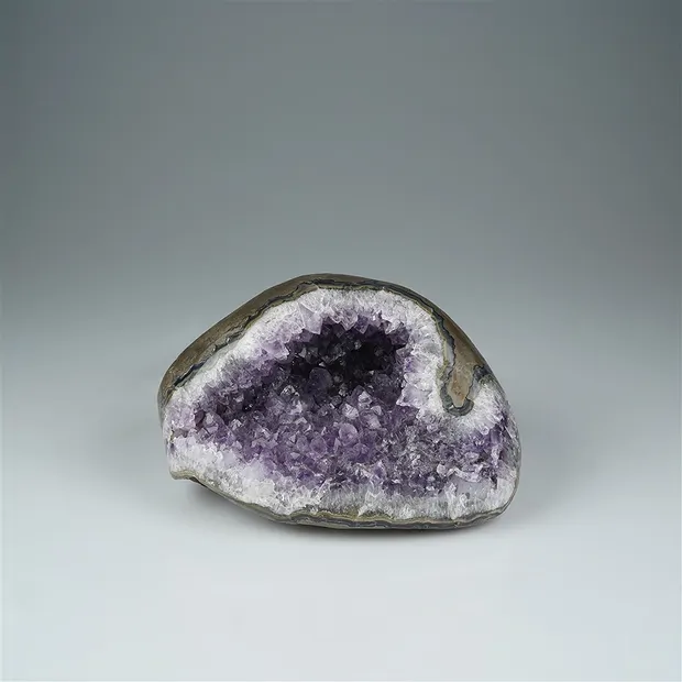 Amethyst formation, 14 x 8cm, unique piece 305 | gems, healing stones & jewelry