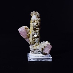 2806020002 Apatite cluster, 5.6 x 4.8 cm, unique 002 | wholesaler gems & healing stones