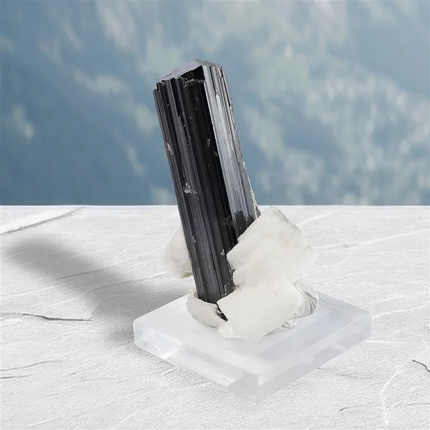 Crystal Tourmaline (black), 4,0cm, unique 025 | wholesaler gems & healing stones