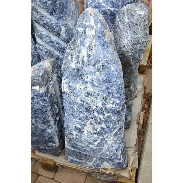 Piedras en bruto Sodalita única 008 (99cm / 127kg) | Marco Schreier