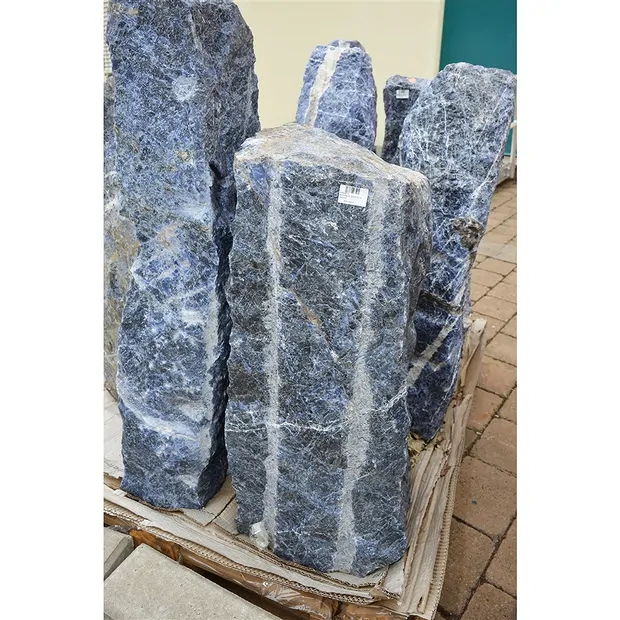 Pierre brute Sodalite Unique 010 (65cm / 96kg) | Marco Schreier