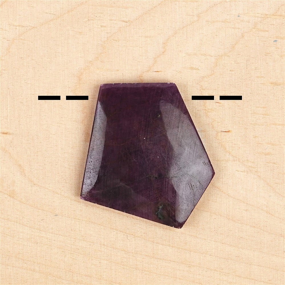 Cabochon drilled Ruby unique #008 | wholesaler gems, healing stones & jewelry