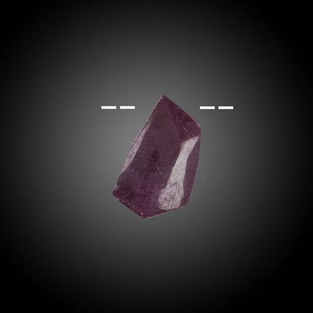 Cabochon Rubis percé Pièces uniques 032 | Marco Schreier
