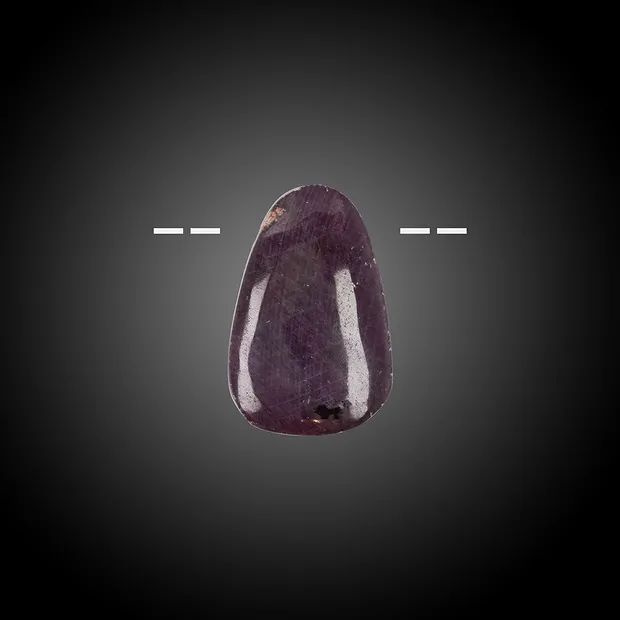 Rubino cabochon forato unico 053 | Gemme Schreier, pietre curative e gioielli