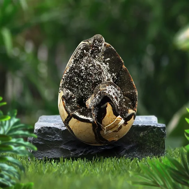 Oeuf de dragon Septaria, 14cm, Pièces uniques 012 | Marco Schreier