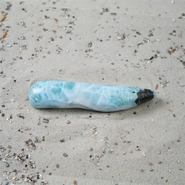 Longstone Larimar, 10,3cm, unique piece 058 | wholesaler gems & healing stones