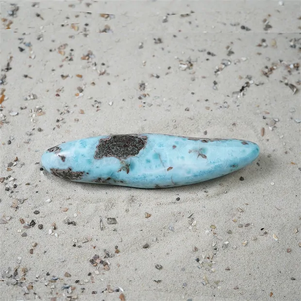 Longstone Larimar, 11,1cm, unique piece 061 | wholesaler gems & healing stones