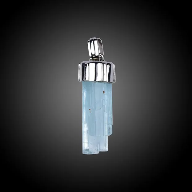 Colgante Aguamarina único 006 | piedras preciosas, piedras curativas y joyería
