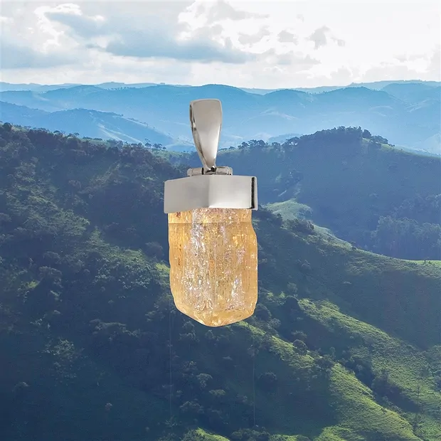 Imperial Topaz pendant, 3.4 cm, unique 007 | wholesaler gems & healing stones