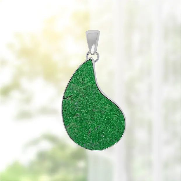 Uvarovite pendant, 5.1 cm, rhodiniert, unique 061  | Marco Schreier