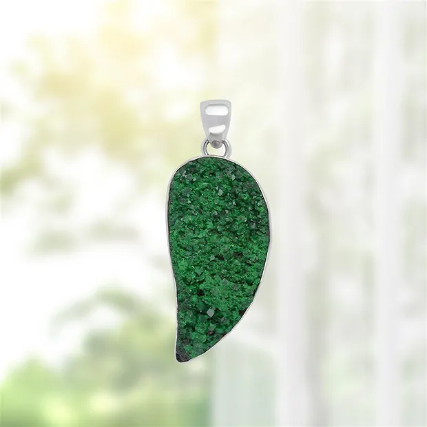 Pendentif Uvarovite, 5,3cm, rhodié, Pièces uniques 080 | Marco Schreier