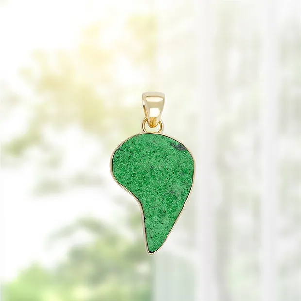 Uvarovite pendant, 4.2 cm, gold-plated, unique 106 | Marco Schreier
