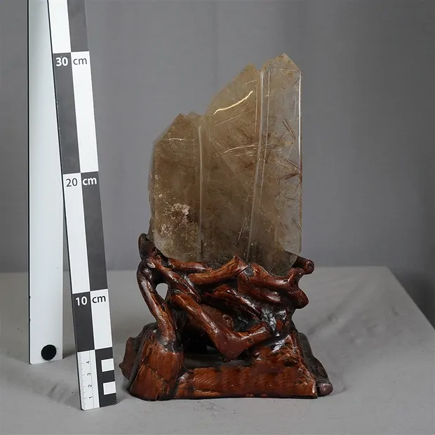 Pointe de quartz rutile Pièces uniques 003 | Marco Schreier