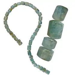 2821022015 Strang Aquamarin Unikat 015 | Mineralien-Handel Edelsteine, Heilsteine & Schmuck