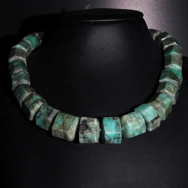 Strand cylinder six-sided emerald unique 004 | wholesaler gems & healing stones