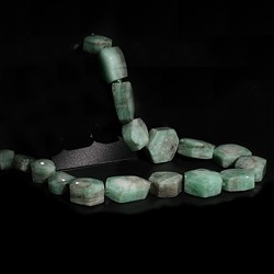 2821144011 Strang Sechseck Smaragd Unikat 011 | Großhandel Edelsteine, Heilsteine & Schmuck